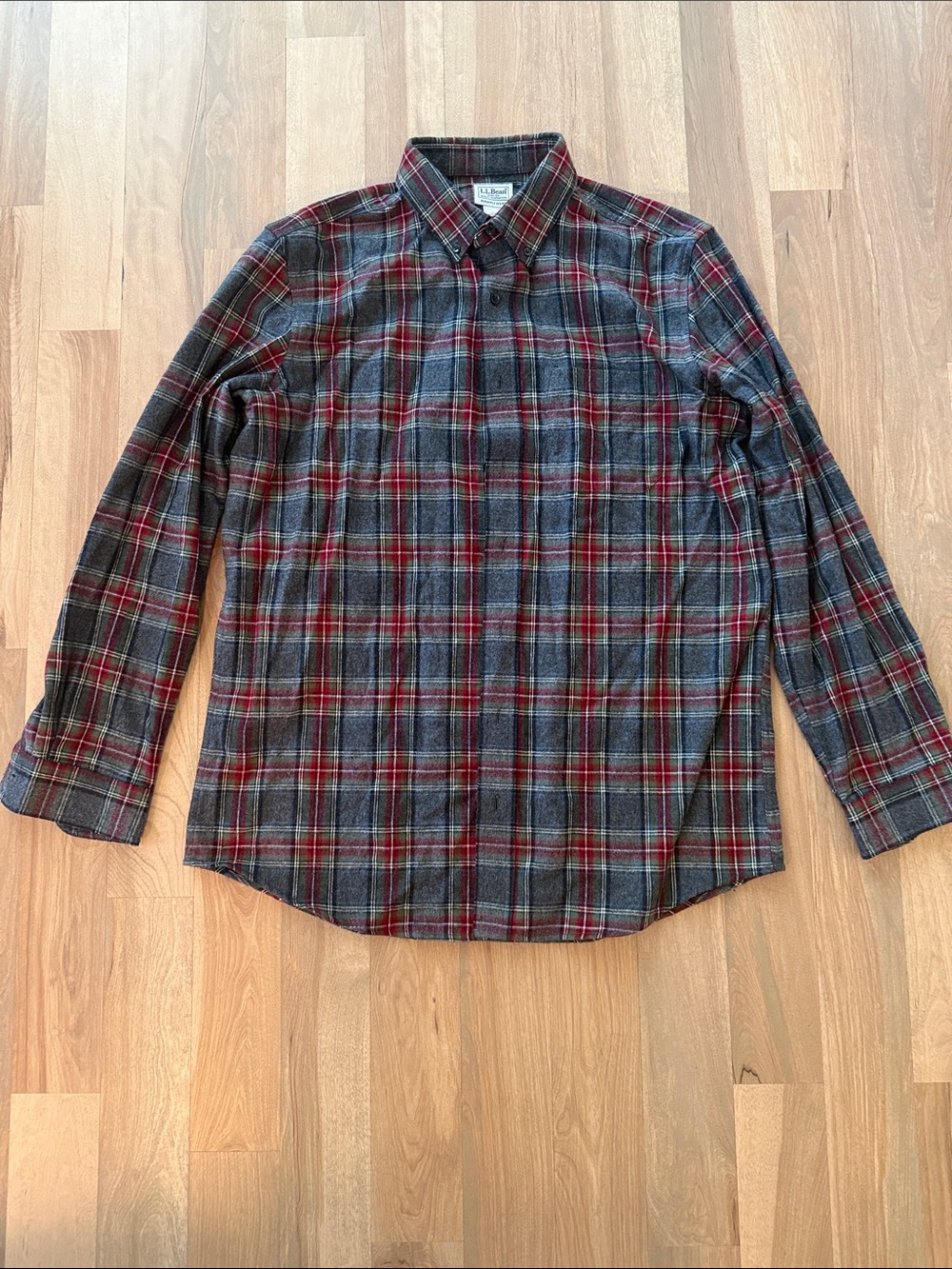 L.L. Bean Men's Plaid Button-Down Shirt in Gray and Red